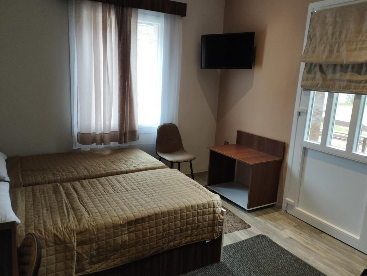 Εκαli Rooms Apartments Kalentzi Exteriér fotografie