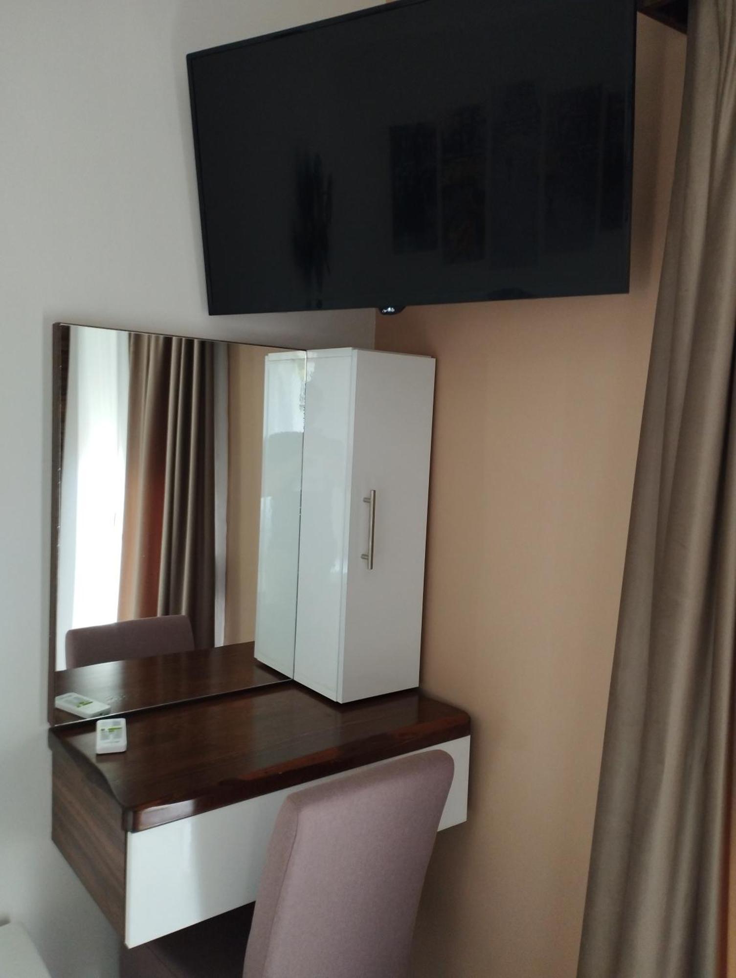 Εκαli Rooms Apartments Kalentzi Pokoj fotografie