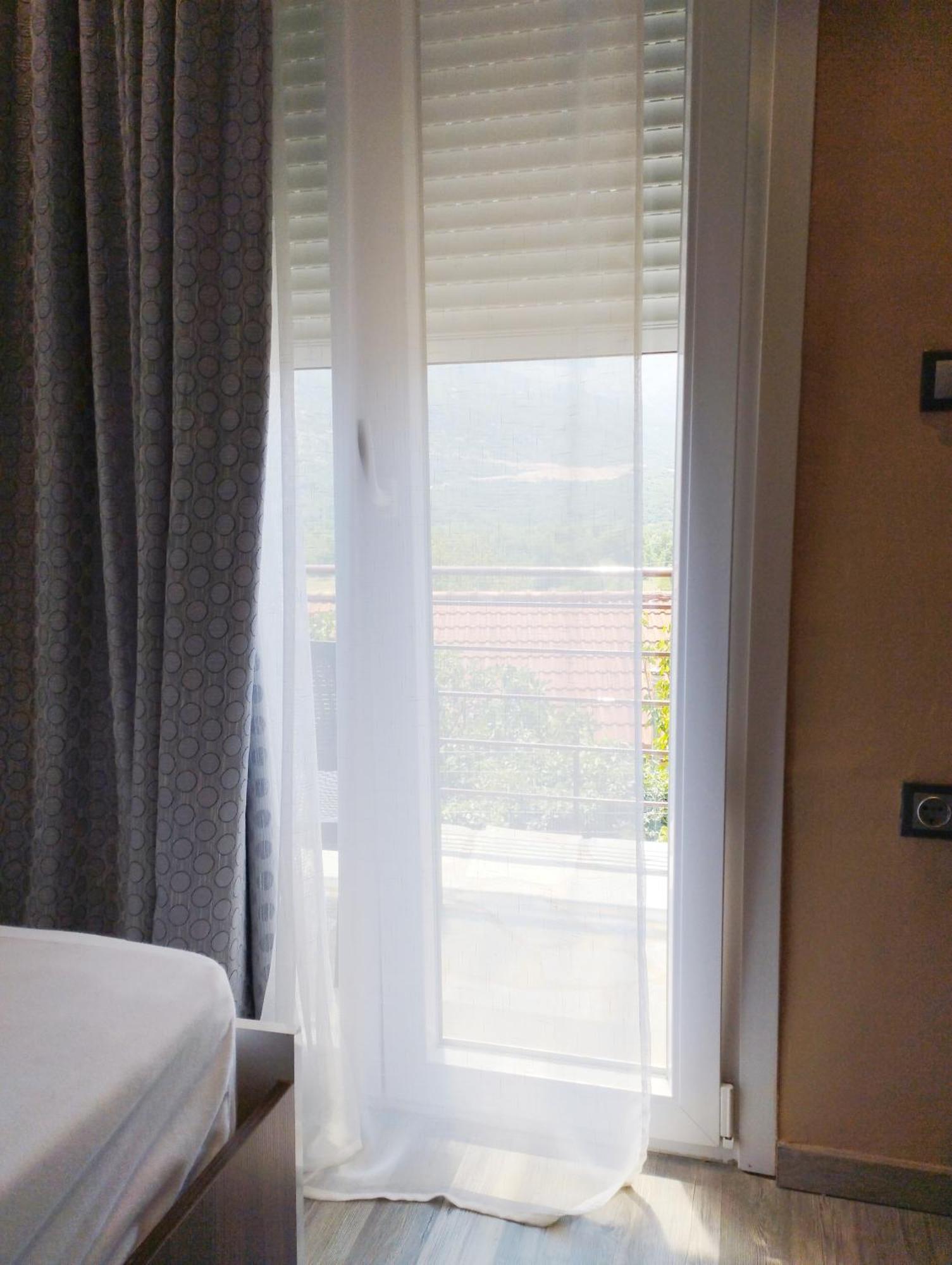 Εκαli Rooms Apartments Kalentzi Pokoj fotografie