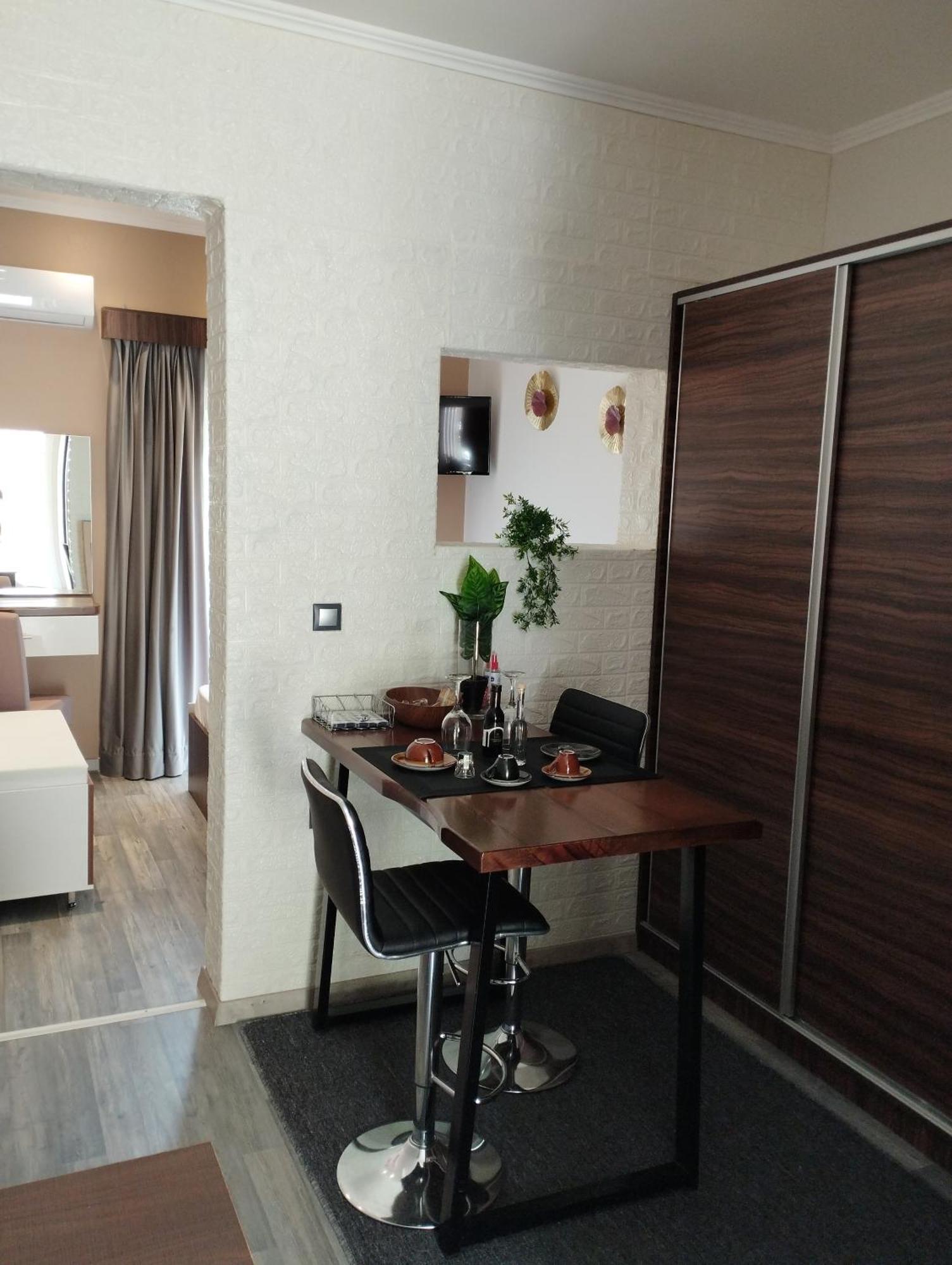 Εκαli Rooms Apartments Kalentzi Pokoj fotografie